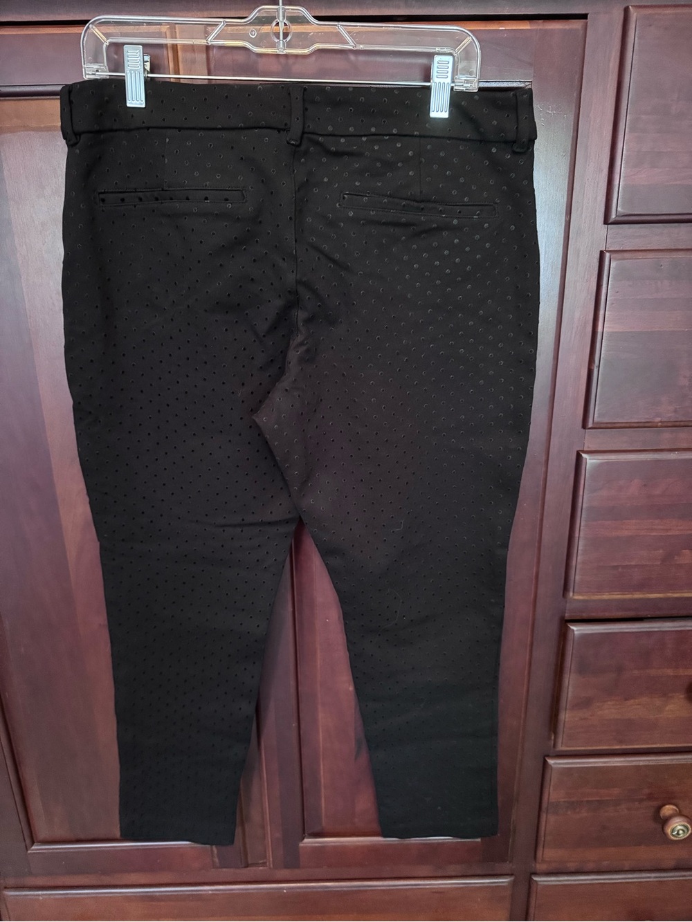 Old Navy Black Pixie Ankle Pants - Picture 6 of 7